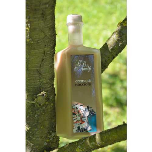 Haselnuss Creme aus Amalfi - Crema di Nocciola - 0,5 Liter - 17 vol. - Flasche: Rombo sat. - LOro di Amalfi